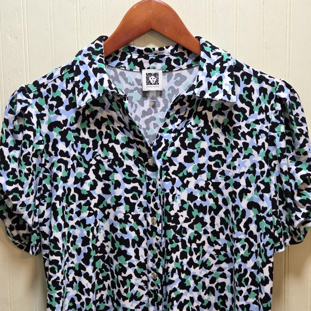 Anne Klein Button Up Shirt Womens Small Multicolor Animal Print Short Sleeve